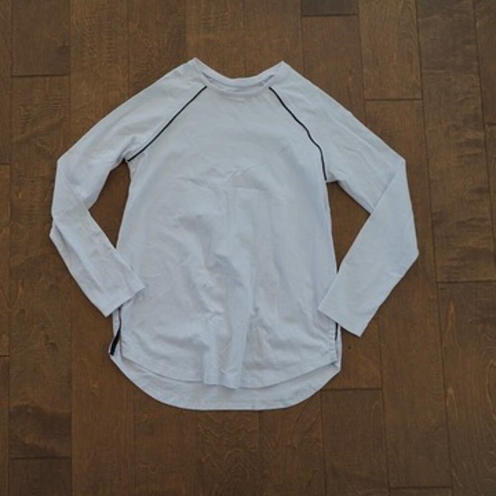 Locker Room Long Sleeve Pullover Shirt White Womens Size S/M